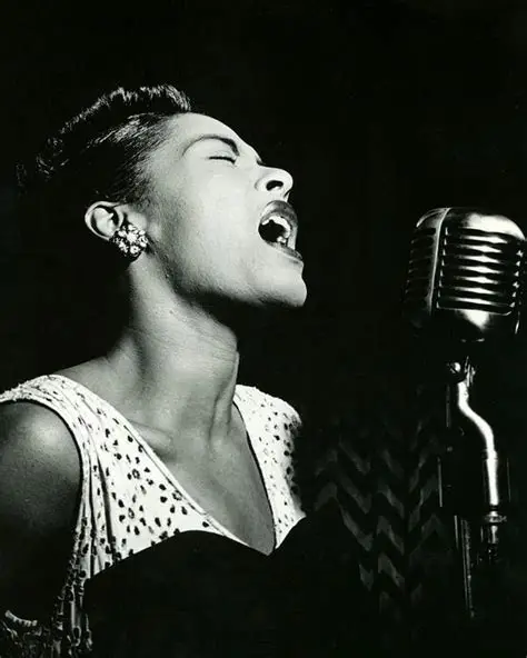 What a Little Moonlight Can Do - Billy Holiday Show